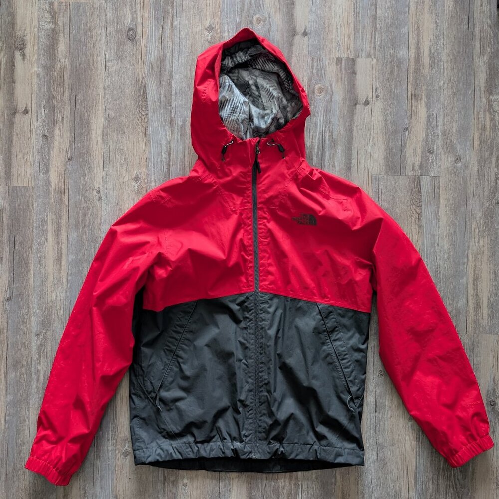 The North Face Men's M Dryvent Waterproof Jacket, Red/Charcoal